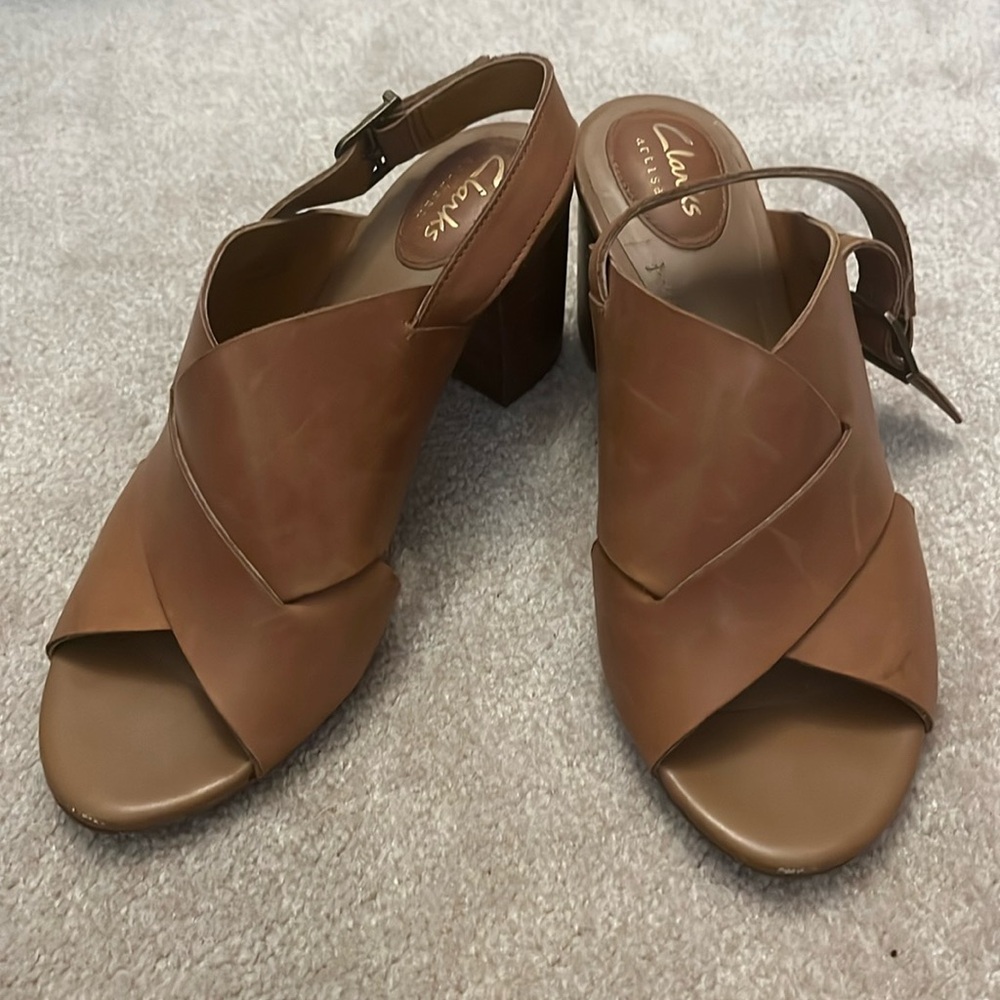 Clarks | Tan Leather Cross Slingback Block Heel 7